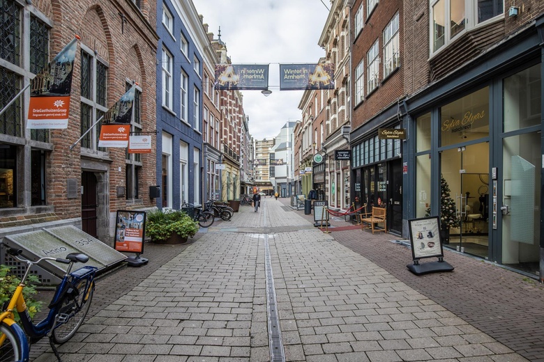 WinkelruimteaanRijnstraat 72<br/> inArnhem WinkelruimteaanRijnstraat 72<br/> inArnhem