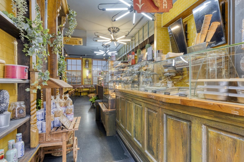 HorecaaanWarmoesstraat 46<br/> inAmsterdam HorecaaanWarmoesstraat 46<br/> inAmsterdam