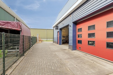 Bekijk foto 2 van Nijverheidsweg 2 Bekijk foto 2 van Nijverheidsweg 2