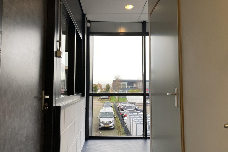 KantoorruimteaanNewtonstraat 42 F<br/> inHeerhugowaard KantoorruimteaanNewtonstraat 42 F<br/> inHeerhugowaard