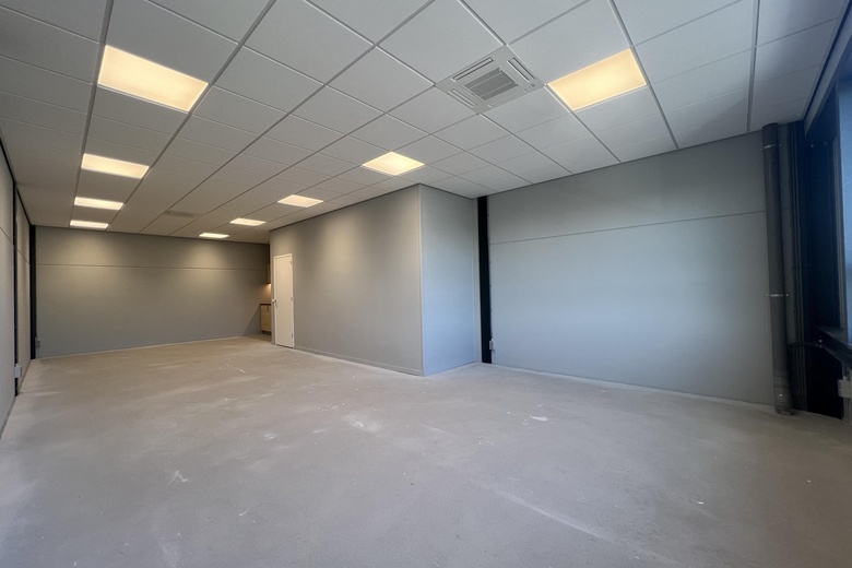 BedrijfsruimteaanLaurens Jzn. Costerstraat 4 C<br/> inOud-Beijerland