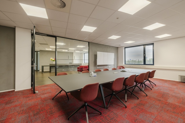 Bekijk foto 20 in  aan de  in 