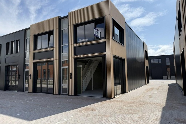 Bekijk foto 1 van Afmijnstraat 19 Bekijk foto 1 van Afmijnstraat 19