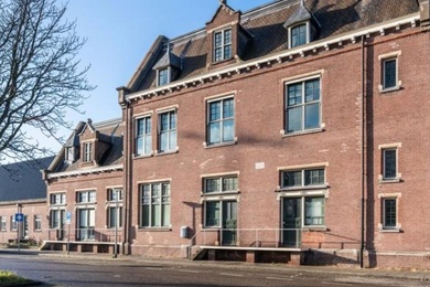 Kantoorruimte te huur Roosendaal - Stationsplein 1