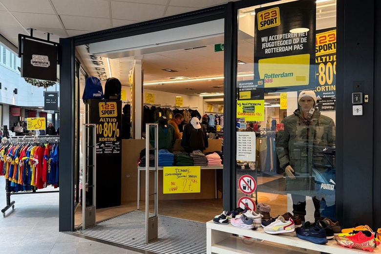 WinkelruimteaanSint Jorisplein 50 - 75<br/> inRidderkerk WinkelruimteaanSint Jorisplein 50 - 75<br/> inRidderkerk