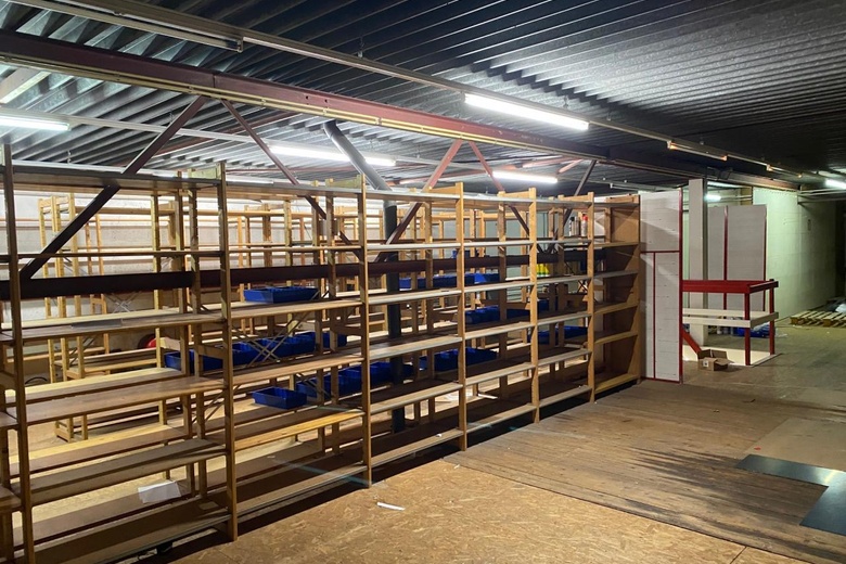 BedrijfsruimteaanFokkerstraat 42<br/> inZoetermeer BedrijfsruimteaanFokkerstraat 42<br/> inZoetermeer