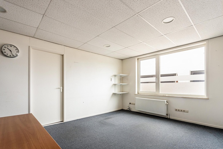BedrijfsruimteaanSpoorstraat 19<br/> inBorculo BedrijfsruimteaanSpoorstraat 19<br/> inBorculo