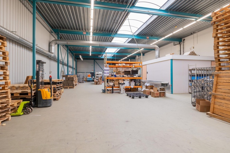 BedrijfsruimteaanKonnetlaantje 14<br/> inRijsenhout BedrijfsruimteaanKonnetlaantje 14<br/> inRijsenhout