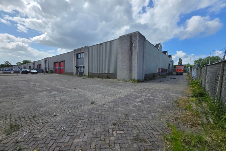 BedrijfsruimteaanEssebaan 43<br/> inCapelle aan den IJssel