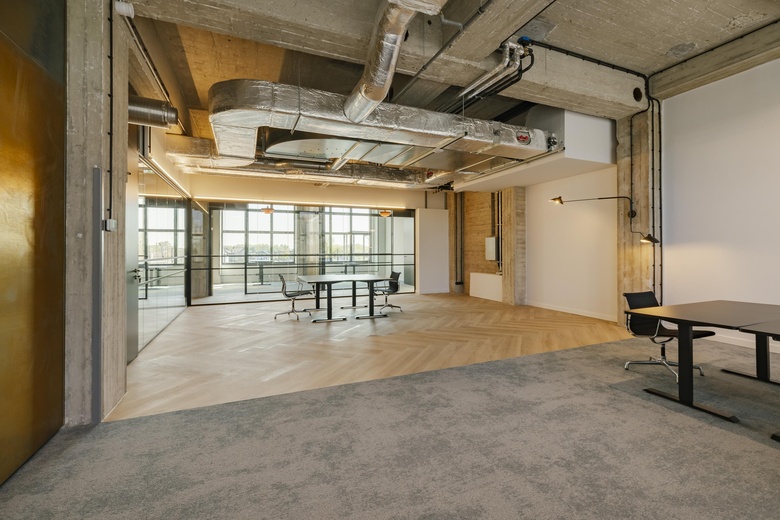 BedrijfsruimteaanHaarlemmerstraatweg 13<br/> inHalfweg