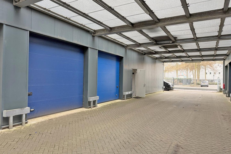 BedrijfsruimteaanKelvinring 72 d<br/> inAlblasserdam