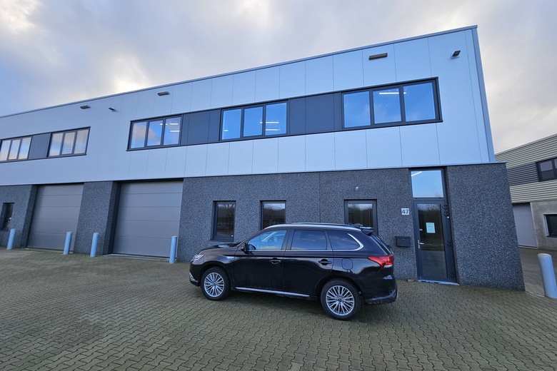 Bekijk foto 1 in  aan de  in 