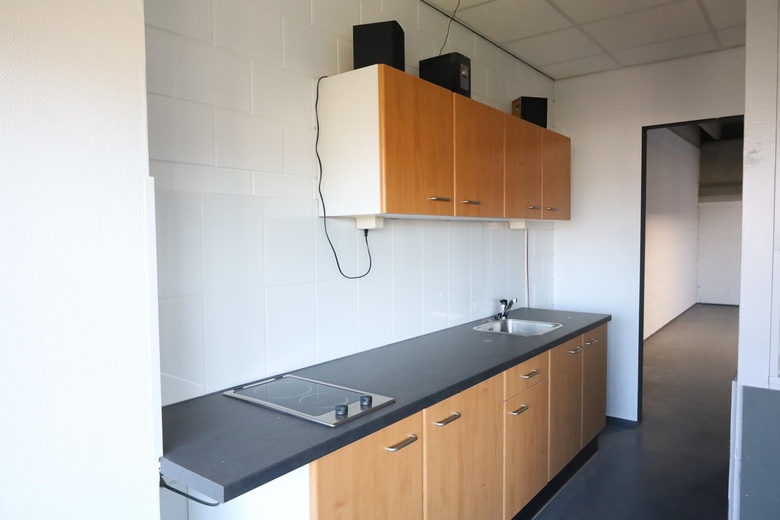Bedrijfsruimte Krimpen aan de Lek - Middelland 29 d - Foto 8
