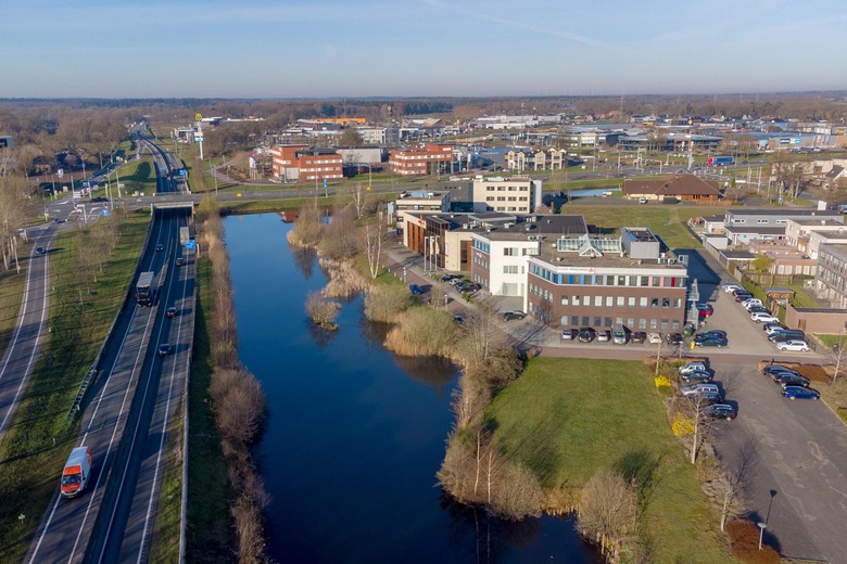 KantoorruimteaanDe Schans 9A<br/> inHardenberg KantoorruimteaanDe Schans 9A<br/> inHardenberg