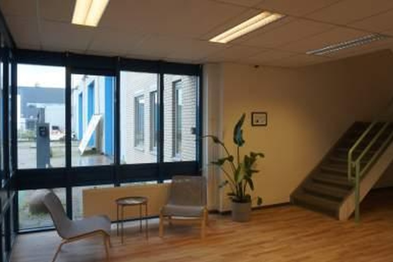 KantoorruimteaanHornweg 60<br/> inAmsterdam KantoorruimteaanHornweg 60<br/> inAmsterdam
