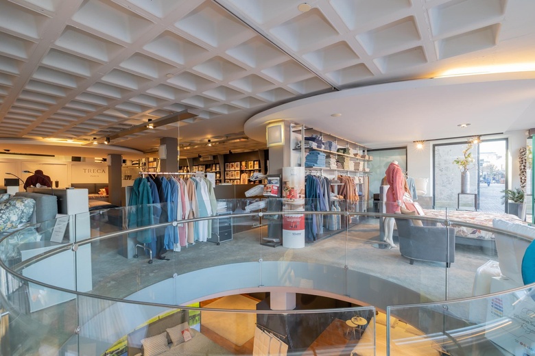WinkelruimteaanKanaalstraat 94<br/> inLisse WinkelruimteaanKanaalstraat 94<br/> inLisse