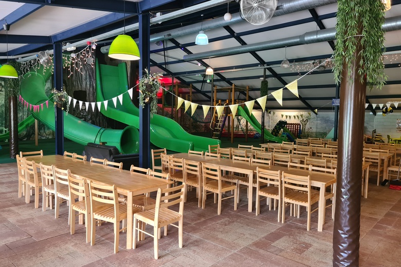 BedrijfsruimteaanBreedschotsestraat 3<br/> inRijsbergen