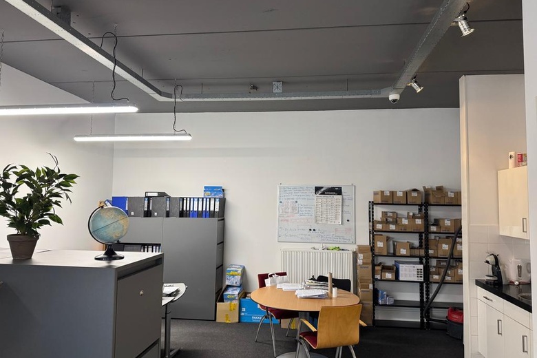 BedrijfsruimteaanAlblasstraat 10 B<br/> inRotterdam BedrijfsruimteaanAlblasstraat 10 B<br/> inRotterdam