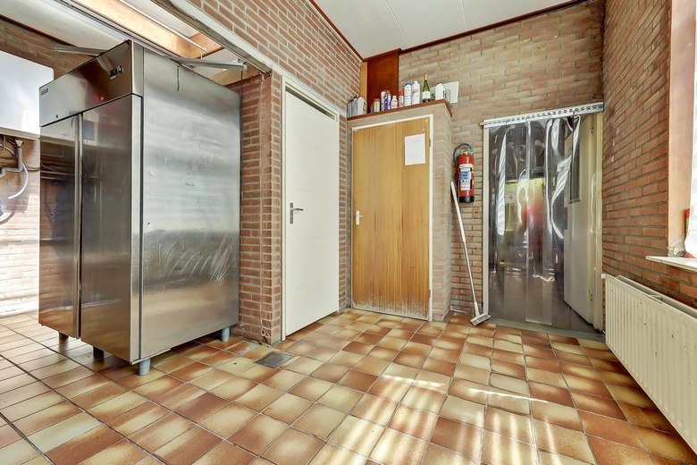 WinkelruimteaanMolendijk 21<br/> in's-Heerenhoek WinkelruimteaanMolendijk 21<br/> in's-Heerenhoek