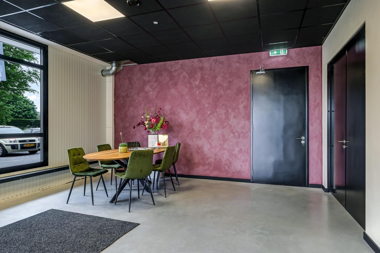 KantoorruimteaanTransportcentrum 8<br/> inBeugen
