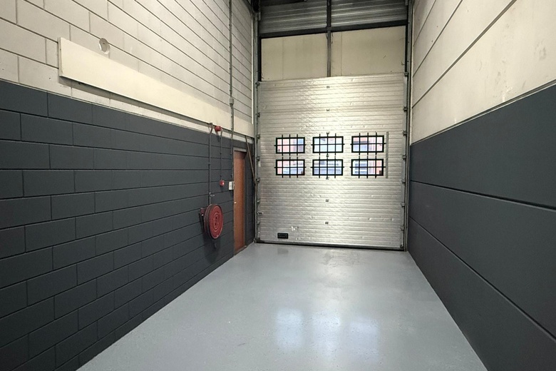 BedrijfsruimteaanAventurijn 228<br/> inDordrecht