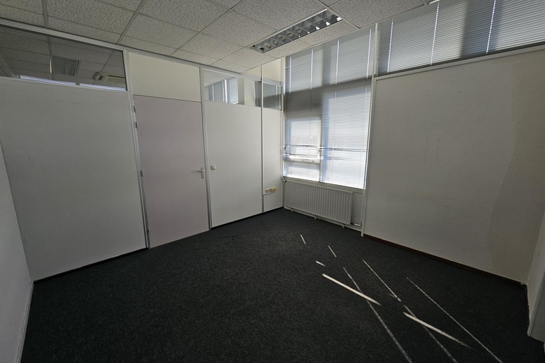 BedrijfsruimteaanNijverheidsstraat 16<br/> inEmmen