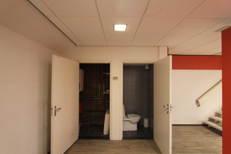 WinkelruimteaanGeneraal Cronjéstraat 104<br/> inHaarlem WinkelruimteaanGeneraal Cronjéstraat 104<br/> inHaarlem