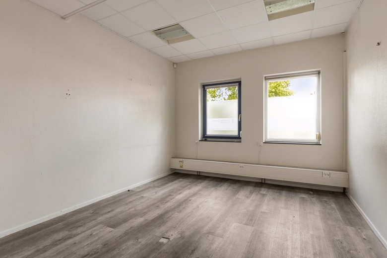KantoorruimteaanBlokfluitlaan 19<br/> inOldenzaal KantoorruimteaanBlokfluitlaan 19<br/> inOldenzaal