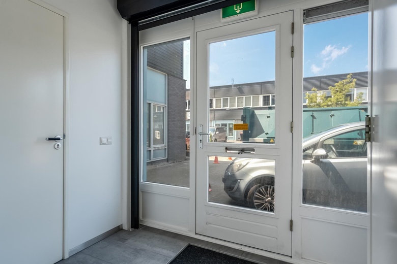 BedrijfsruimteaanSniep 103<br/> inDiemen