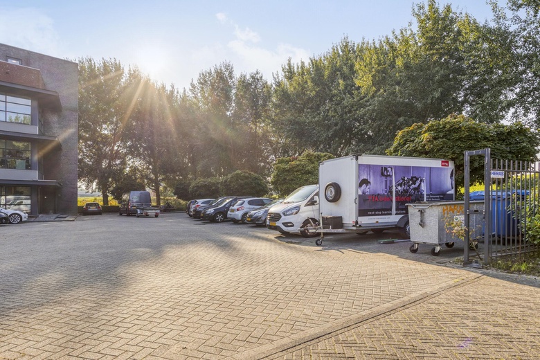 KantoorruimteaanVan Coulsterweg 11<br/> inAlblasserdam