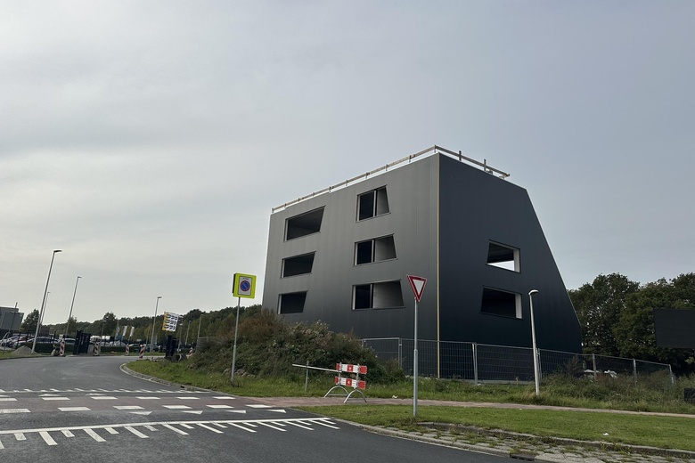 BedrijfsruimteaanDijkleger 1 g<br/> inVianen BedrijfsruimteaanDijkleger 1 g<br/> inVianen