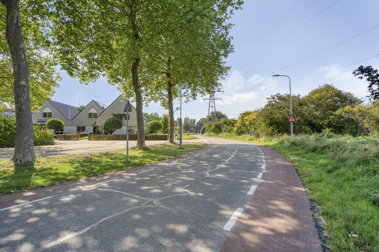 BedrijfsruimteaanLage Weide 25<br/> inWarnsveld BedrijfsruimteaanLage Weide 25<br/> inWarnsveld