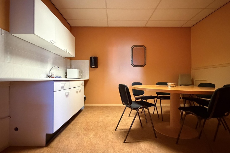 BedrijfsruimteaanNijverheidstraat 24 a<br/> inEdam