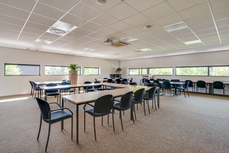 BedrijfsruimteaanHabraken 1209<br/> inVeldhoven BedrijfsruimteaanHabraken 1209<br/> inVeldhoven
