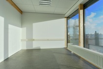 Bekijk foto 6 van Vredeweg 1 V