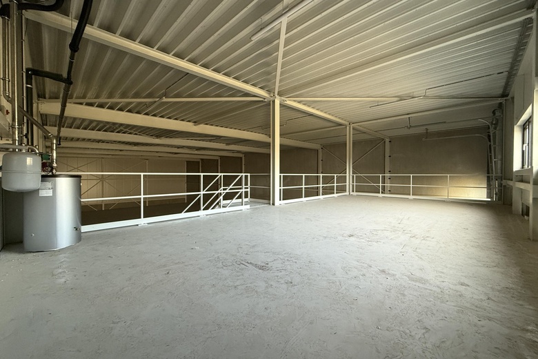 BedrijfsruimteaanHoolstraat 19<br/> inWeert