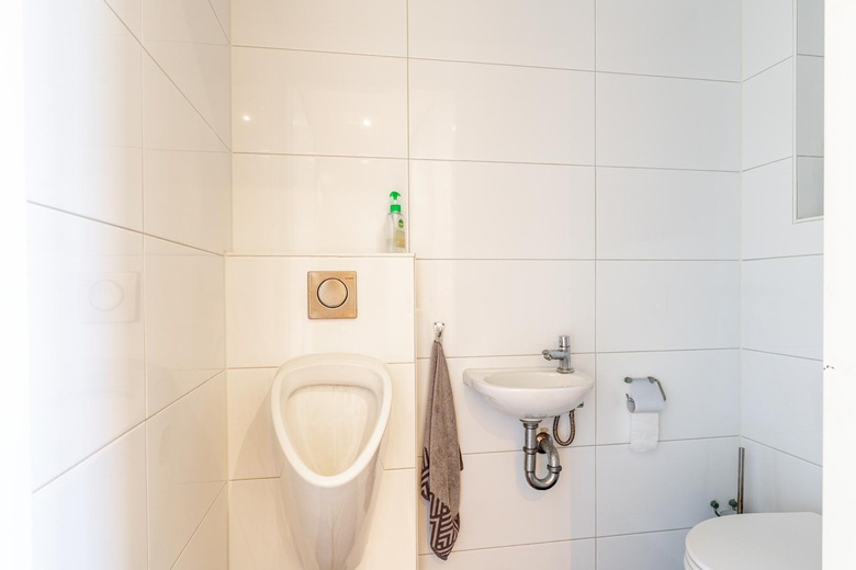 BedrijfsruimteaanNijverheidstraat 4<br/> inWijk en Aalburg