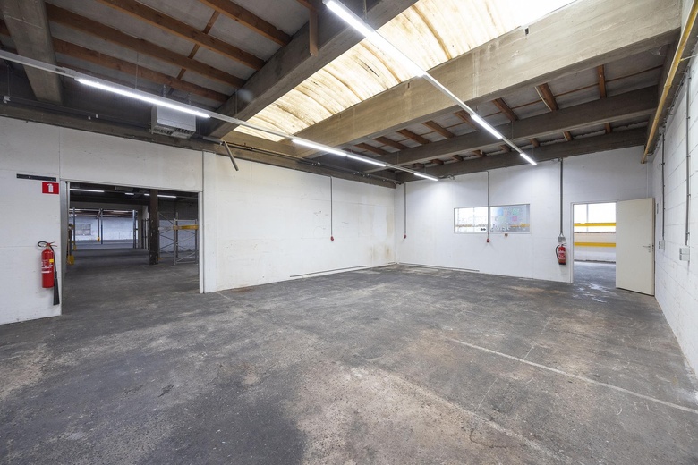 BedrijfsruimteaanHeereweg 337 B<br/> inLisse BedrijfsruimteaanHeereweg 337 B<br/> inLisse