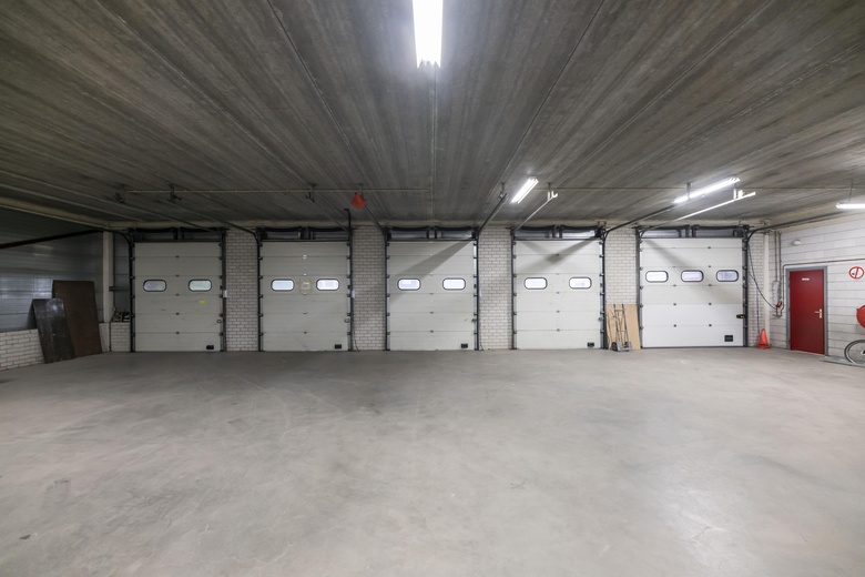 BedrijfsruimteaanVan Nassauweg 11<br/> inKrimpen aan den IJssel BedrijfsruimteaanVan Nassauweg 11<br/> inKrimpen aan den IJssel