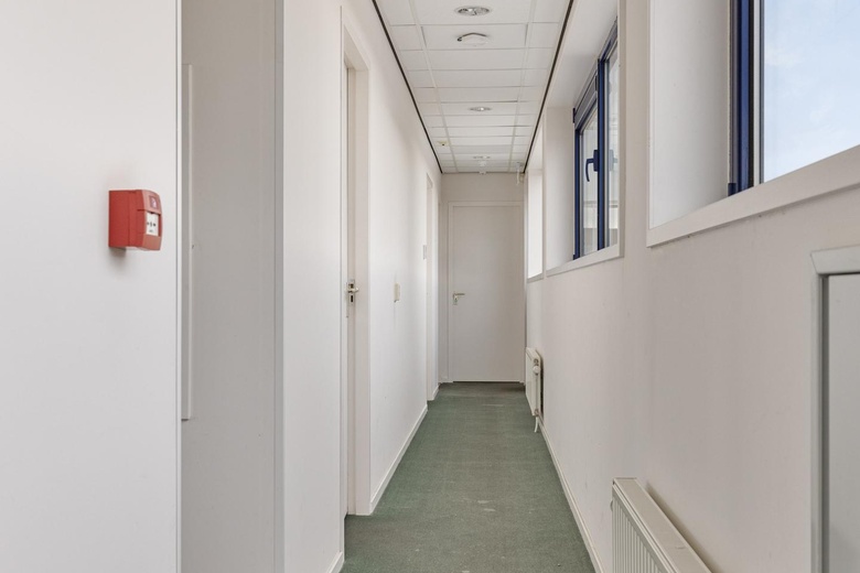 Bedrijfsruimte Roosendaal - Schotsbossenstraat 8 - Foto 28