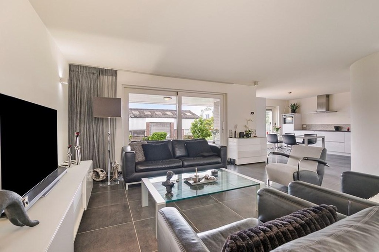 BedrijfsruimteaanGibsonstraat 6<br/> inSteenbergen BedrijfsruimteaanGibsonstraat 6<br/> inSteenbergen