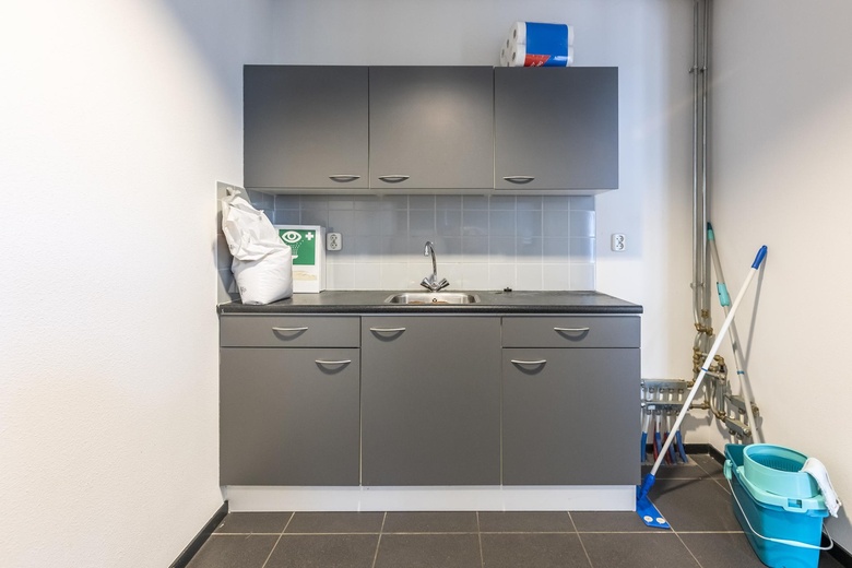BedrijfsruimteaanDoornseweg 2 a<br/> inNieuwendijk BedrijfsruimteaanDoornseweg 2 a<br/> inNieuwendijk