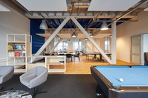 Bekijk foto 3 van Rozenburglaan 15