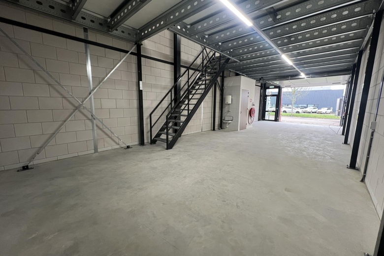 BedrijfsruimteaanEdisonstraat 24 E<br/> inNumansdorp