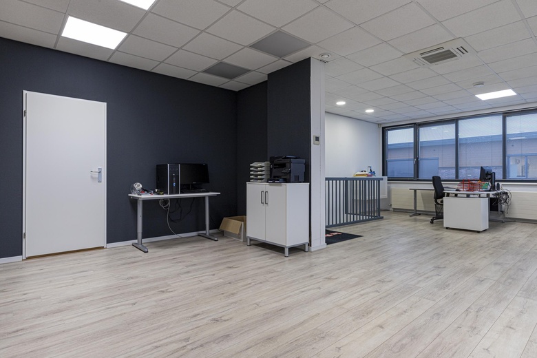 BedrijfsruimteaanCoenecoop 3 B 5<br/> inWaddinxveen