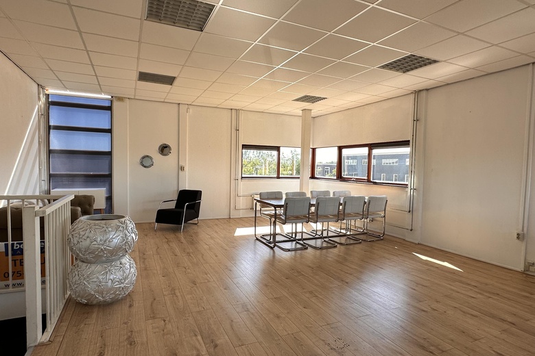 KantoorruimteaanWitte Paardweg 52 B<br/> inWormerveer KantoorruimteaanWitte Paardweg 52 B<br/> inWormerveer