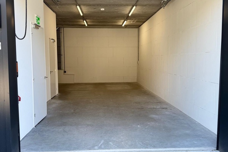 BedrijfsruimteaanHavenstraat 72 d<br/> inHuizen