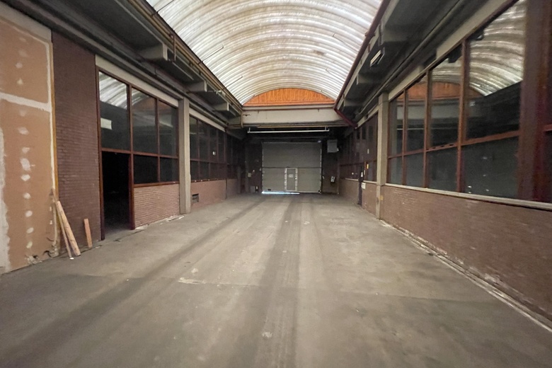 BedrijfsruimteaanSluisjesdijk 153<br/> inRotterdam