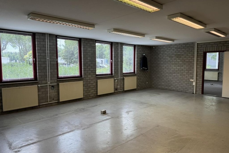 BedrijfsruimteaanHofdwarsweg 20<br/> inGeleen