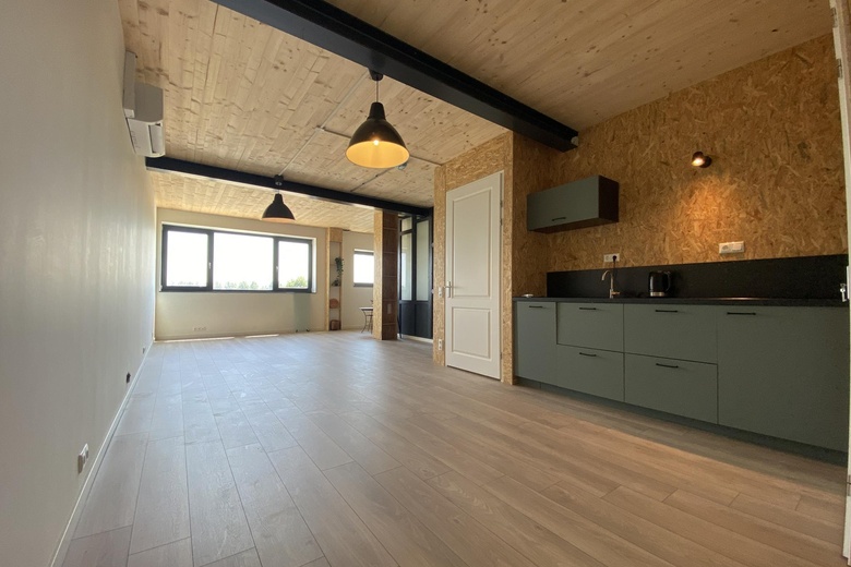 BedrijfsruimteaanEnergiestraat 2 13<br/> inHattem BedrijfsruimteaanEnergiestraat 2 13<br/> inHattem